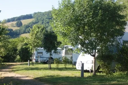 CAMPING MUNICIPAL LA GRAVE (groupes)