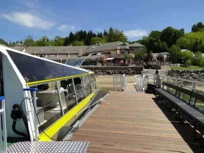 Bateau-promenade Le Papillon Jaune sur le lac de Pareloup (groupes)