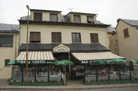 Hôtel Restaurant Aux Berges de Pareloup