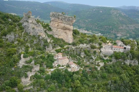 Château de Peyrelade (groupes)