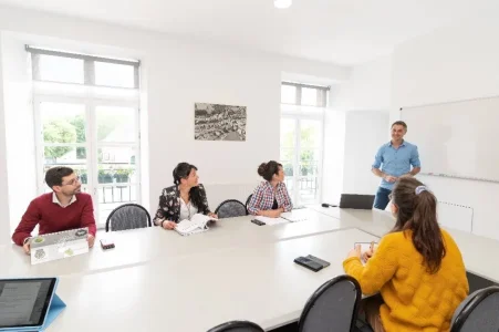 Le Corum : espace de travail partagé