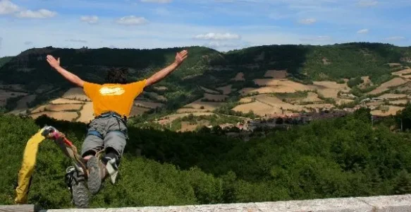 Saut à l'élastique