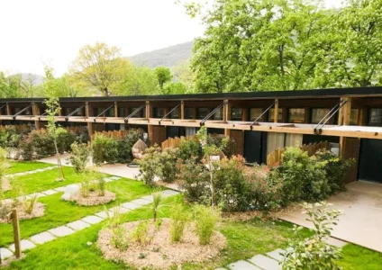 Domaine Le Vaxergues : Gites Ecolodge, Le Pack Tribu