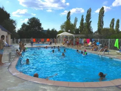 Village de Vacances "Aux Portes des Monts d'Aubrac" (groupe)