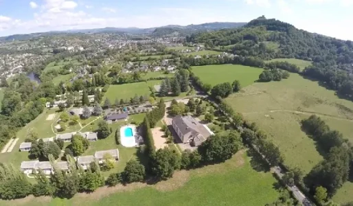 Village de Vacances "Aux Portes des Monts d'Aubrac" (groupe)