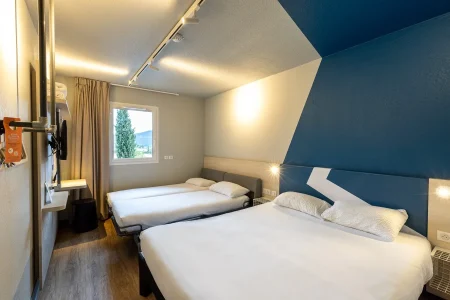 Ibis Budget Millau Viaduc (groupes)