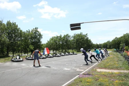 Parc de Loisirs des Bouscaillous Séminaire / le départ des courses d'endurance