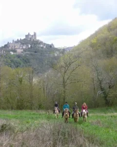 randonnées à cheval au club équestre de daoudou sur Najac